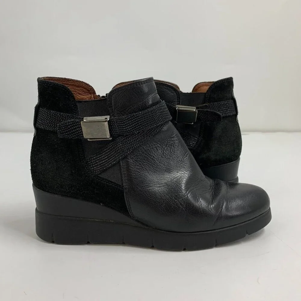 Hispanitas Women's Larae Leather Cross‎ Buckle Heeled Boot Size 7.5/38